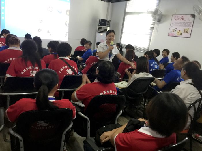 抓培訓(xùn)強內(nèi)功,孔雀河保姆月嫂藥膳師培訓(xùn)火熱進行中